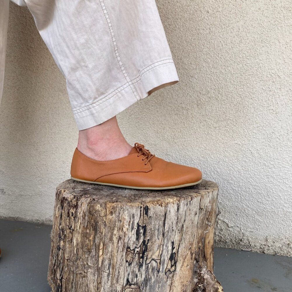 Origo Derby Oxfords Barefoot Minimalist Shoes size 7 in camel